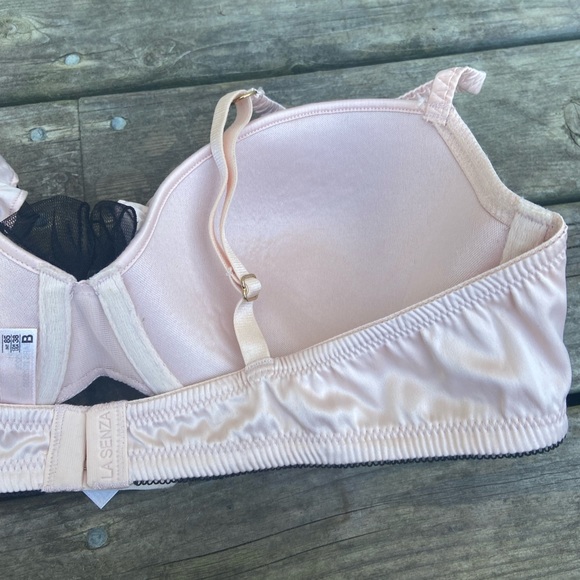 Frills and Thrills by La Senza Size 38B Bra Beige Black - Picture 3 of 6
